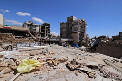 Estados Unidos destruyó el puente más alto de Irán